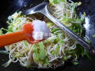 Fried Noodles with Vegetables and Eggs recipe