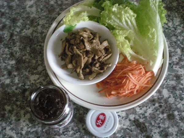 Spring Rolls with Mushroom Sauce recipe