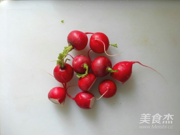 Refreshing Cherry Radish recipe