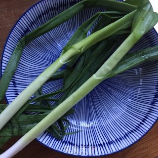 Stir-fried Tofu with Green Garlic recipe