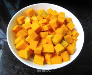 Replenishing Dampness and Nourishing Qi--corn, Pumpkin and Lily Sweet Soup recipe