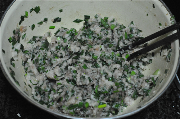 Pork Leek and Lotus Root Dumplings recipe