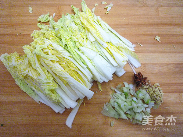 Stewed Vermicelli with Cabbage Balls recipe