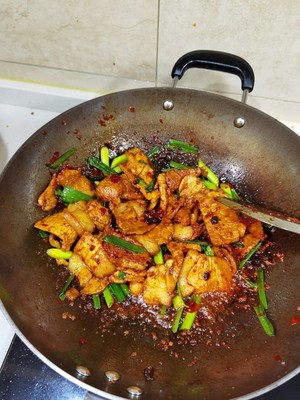 Spicy Garlic Sprouts Twice-cooked Pork recipe