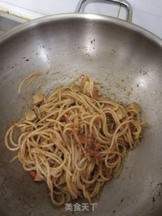 Spaghetti with Seafood Crab Leg Mushroom recipe