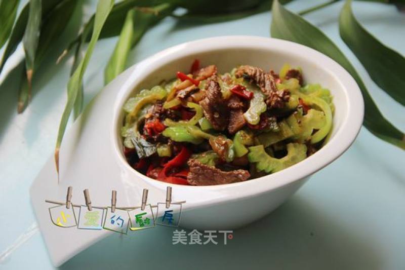 Stir-fried Pork with Bitter Gourd recipe