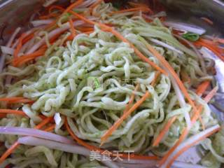 Colorful Fried Noodles recipe