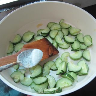 Cucumber Scrambled Eggs recipe