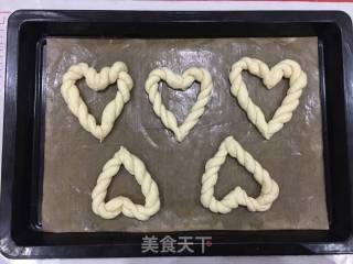 #aca Fourth Session Baking Contest# Making Erotic Bread with Braided Hearts recipe