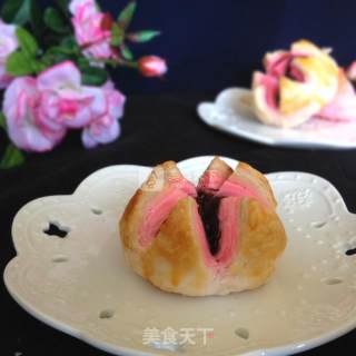 Lotus Crisp-winning Works of Lezhong Colorful Summer Baking Competition recipe