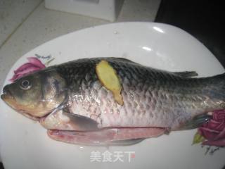 Black Sesame Crucian Carp Soup recipe