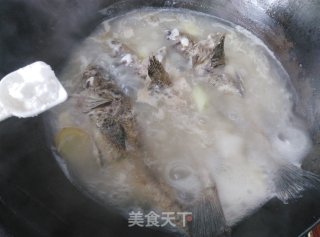 [yantai] Creamy White Yellow Catfish Soup recipe