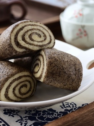 Black Sesame Two-color Steamed Bun recipe