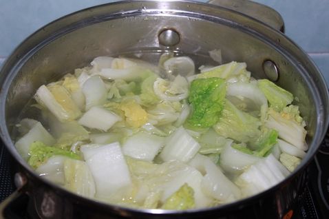 Poached Egg and Chinese Cabbage Soba Noodles recipe