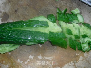 Pork Ears with Minced Garlic and Cucumber recipe