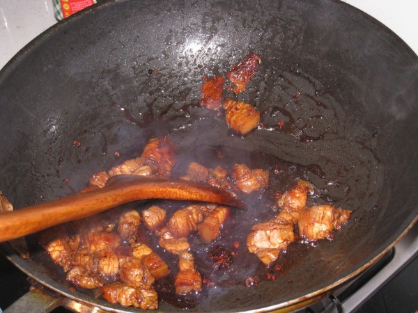 Braised Noodles with Pork Belly and Beans recipe