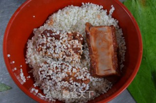 Lotus Leaf Glutinous Rice Pork Ribs recipe