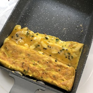 Baby Food Supplement: Seaweed and Cheese Thick Egg Stew recipe