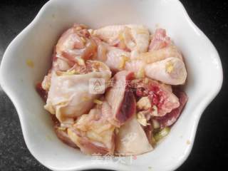 Steamed Chicken with Black Date Wine recipe