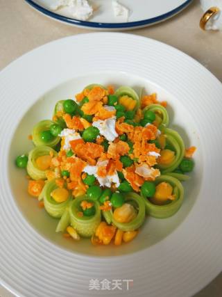 Salted Egg Yolk Vegetable Salad recipe