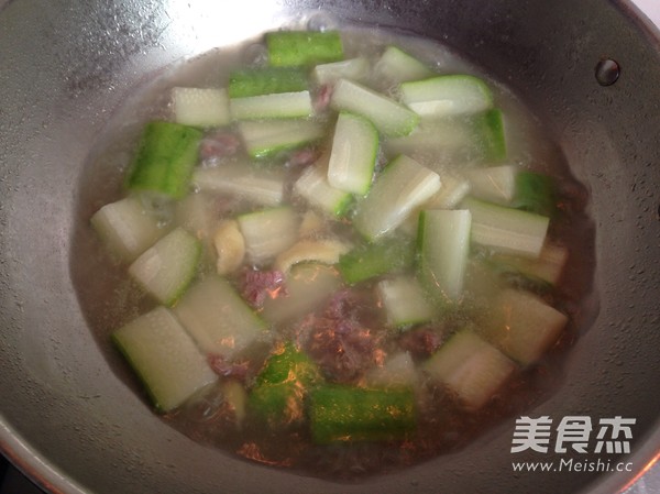 Hairy Melon Lean Pork Soup recipe