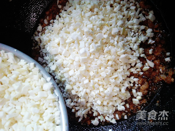 Fried Rice White Minced Pork recipe