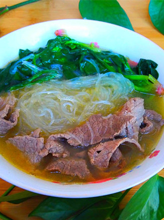 Beef Spinach Soup with Vermicelli and Chicken Sauce