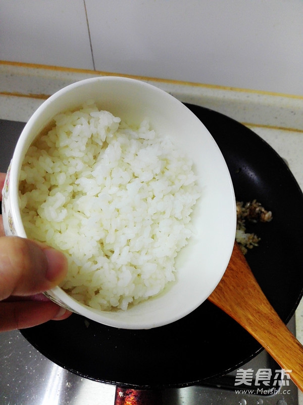 Fried Rice with Spicy Mushroom Sauce recipe