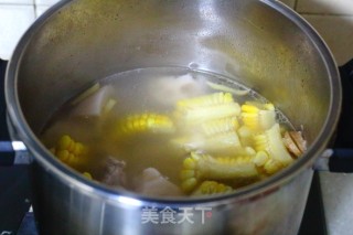 Lotus Root Ribs and Corn Soup recipe