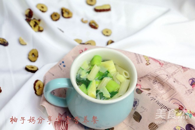 Vegetable Noodles with Winter Bamboo Soup recipe
