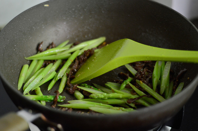 Asparagus Shredded Beef recipe