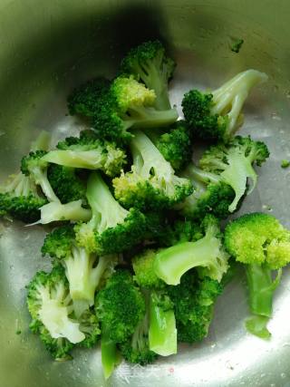 Fire Chrysanthemum Meets Broccoli recipe