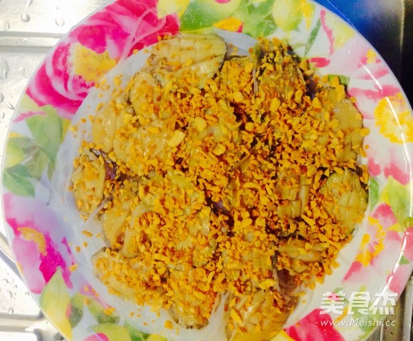 Steamed Abalone with Garlic Vermicelli recipe