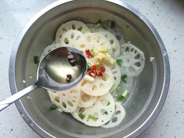 Cold Lotus Root Slices recipe