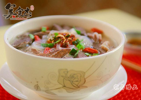 Duck Blood Vermicelli Soup recipe