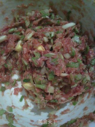 Dish for Brother-dumplings Stuffed with Leek and Yellow Meat recipe