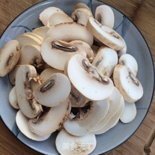 Stir-fried Mushrooms with Leek recipe