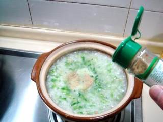 Spinach Congee with Scallops recipe