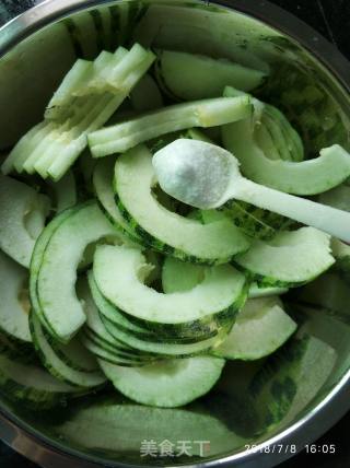 Chopped Pepper and Cabbage Melon recipe