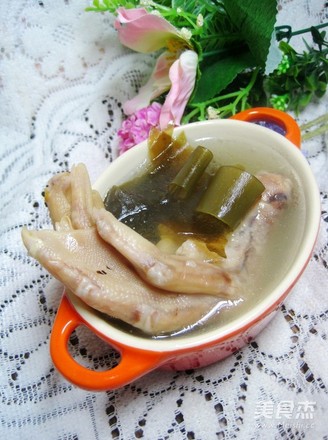 Duck Foot Seaweed Soup