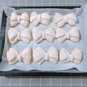 Soft Cute and Girly Heart 🎀 Bow Bread recipe