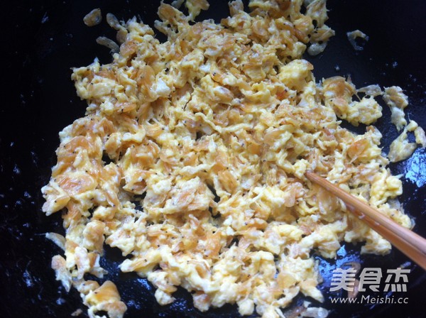 Steamed Dumplings with Amaranth, Egg and Shrimp Skin recipe