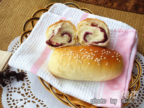 Purple Sweet Potato Bread Roll recipe