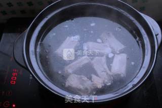 Mushroom and Yam Spare Ribs Health Soup recipe