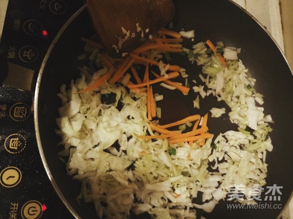 Fried Noodles with Beef recipe