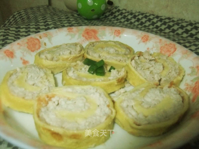 Shredded Chicken Roll recipe