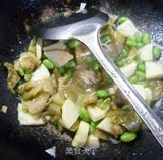 Fried Mustard Slices, Winter Bamboo Shoots and Edamame recipe