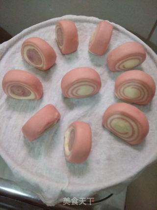 Two-color Cheese Sausage Bun recipe