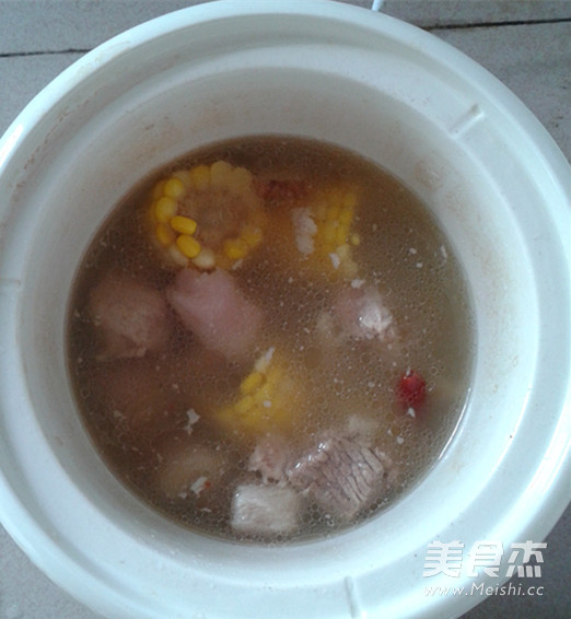 Corn and Yam Trotter Soup recipe