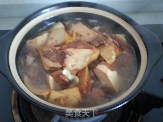 Warm and More Delicious-secret Stewed Dried Tofu recipe